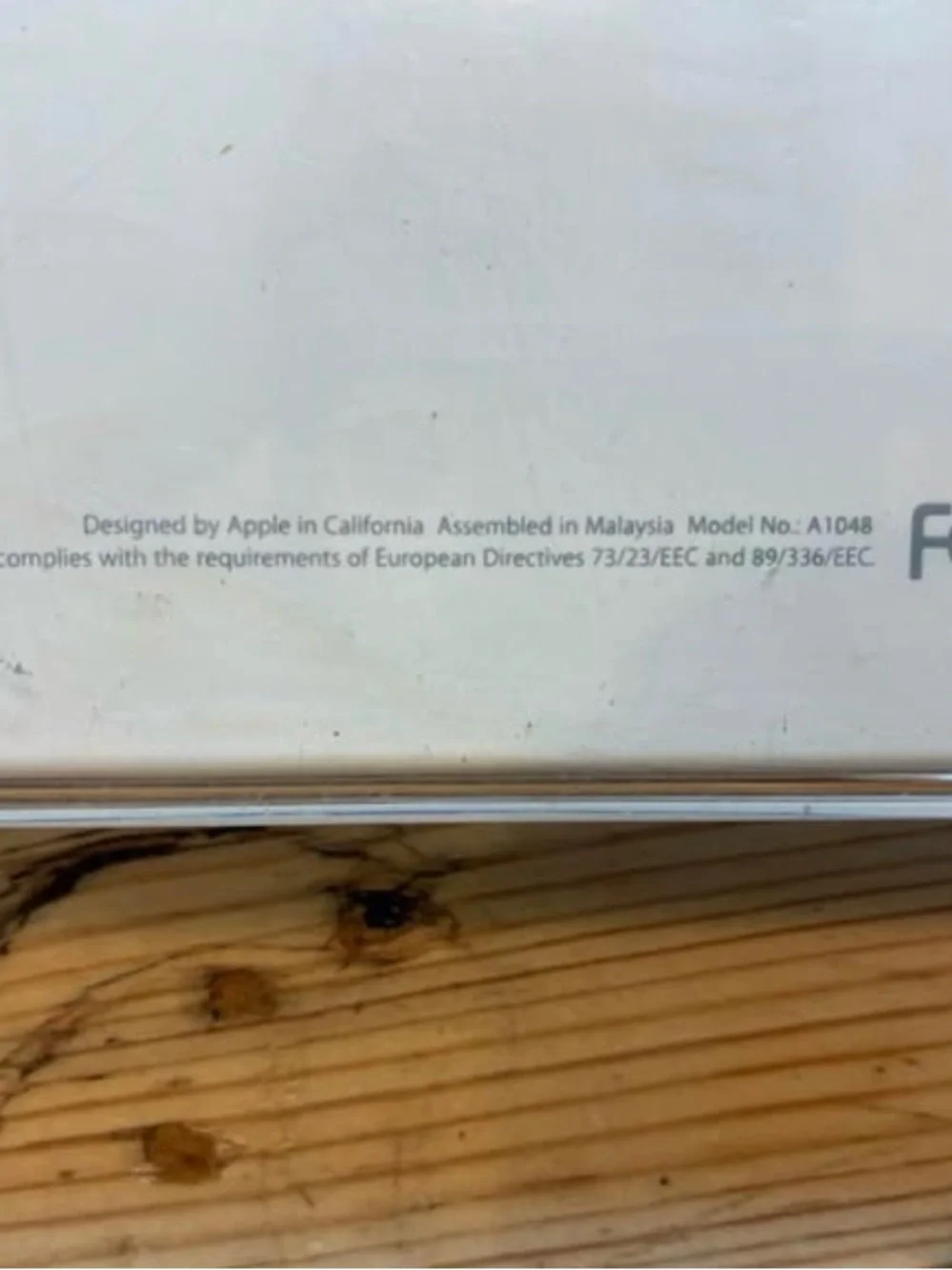 Vintage Apple A1048 wired usb chord keyboard